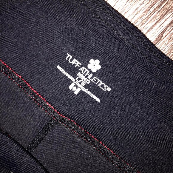 5/$60 Made in Canada TUFF yoga Capri Leggings - Picture 7 of 8